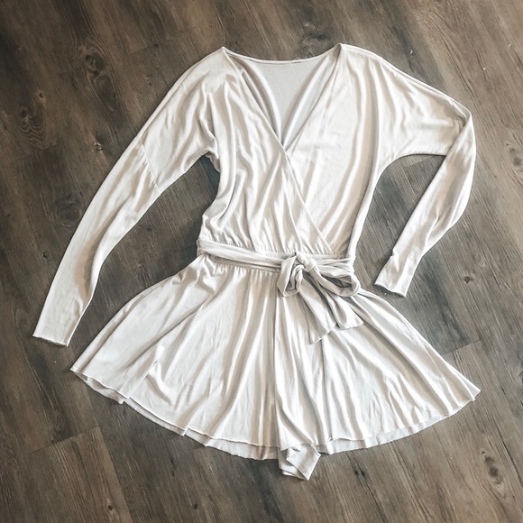 Anthropologie Cream/grey Flow Romper - Picture 3 of 3